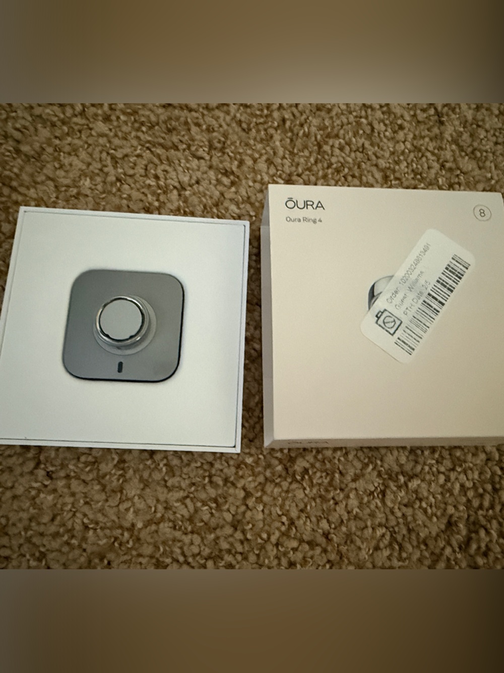 Size 8 Oura Ring 4 Silver with White Packaging